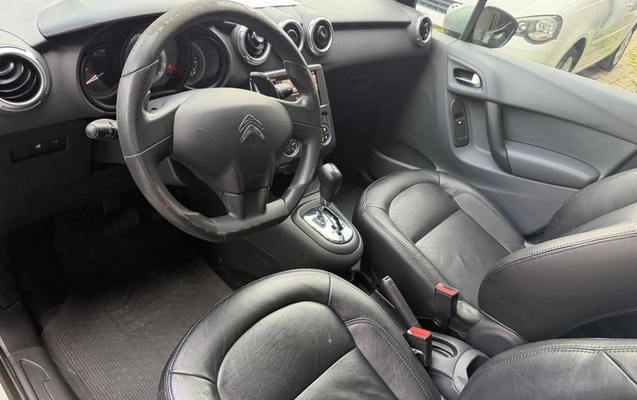 imagem-https://www.socarrao.com.br/sc-vehicle-images-prod/2421317/1789135846343-8063860_8_B_adb3859765.jpeg