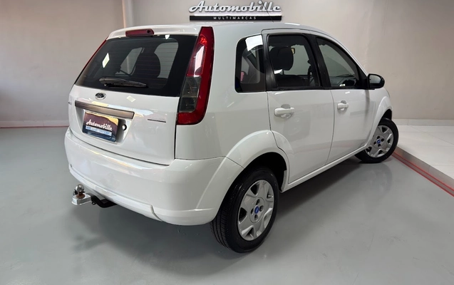 imagem-https://www.socarrao.com.br/sc-vehicle-images-prod/2421443/1783027229694-00a24cde-86c6-4775-ab1d-298df9d1319c.jpg