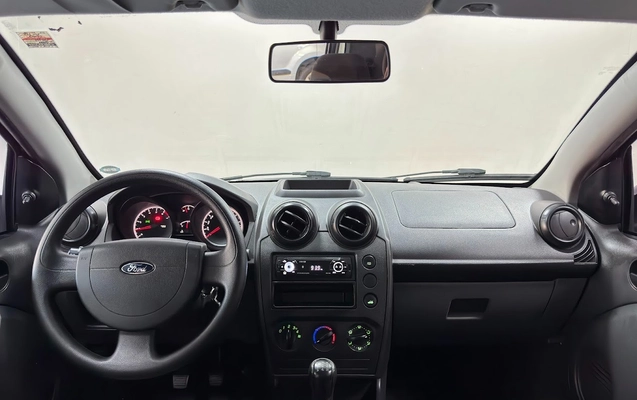 imagem-https://www.socarrao.com.br/sc-vehicle-images-prod/2421443/1783027229695-2ecb21cd-d60c-4ec3-98b0-a0c7770fc872.jpg