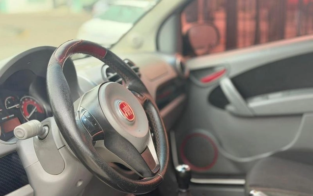 imagem-https://www.socarrao.com.br/sc-vehicle-images-prod/2421449/1785518315447-8241298_1_B_748d4a2e25.jpeg