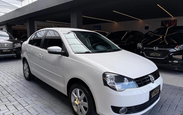 imagem-https://www.socarrao.com.br/sc-vehicle-images-prod/2421569/1789135451940-7962775_15_B_37c1a3b101.jpeg