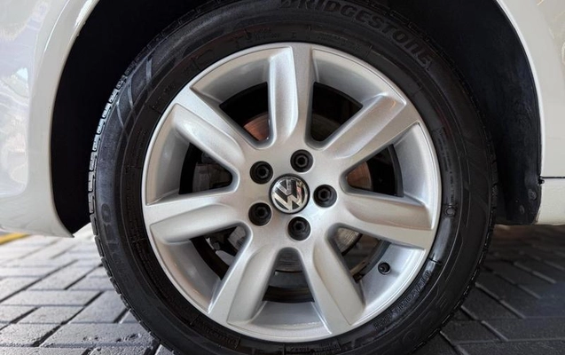 imagem-https://www.socarrao.com.br/sc-vehicle-images-prod/2421569/1789135451963-7962775_12_B_332af43e05.jpeg