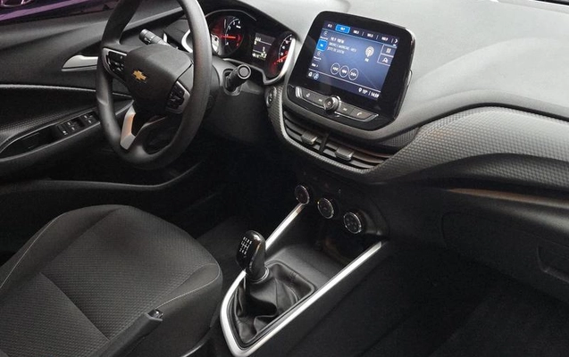 imagem-https://www.socarrao.com.br/sc-vehicle-images-prod/2421718/1791318209218-8153153_6_B_0dd24e9b41.jpeg