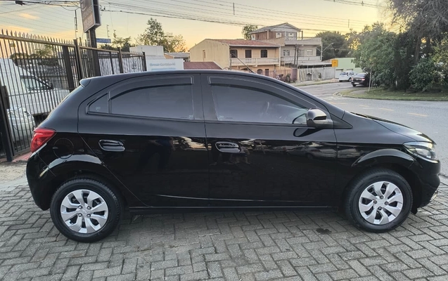 imagem-https://www.socarrao.com.br/sc-vehicle-images-prod/2425589/1783041474267-V2hhdHNBcHAgSW1hZ2UgMjAyNi0wNy0wMiBhdCAyMS41MC4yOSAoMSkuanBlZw.jpeg