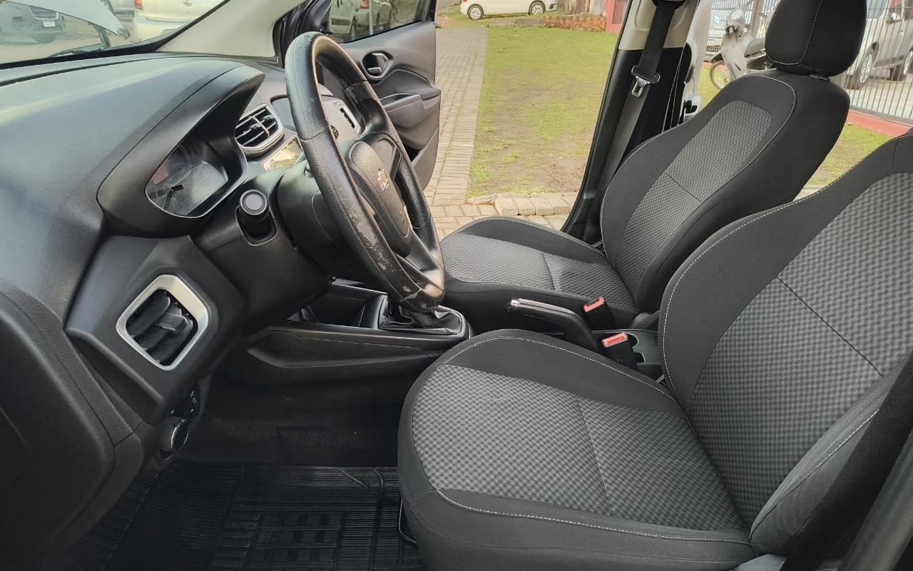 imagem-https://www.socarrao.com.br/sc-vehicle-images-prod/2425589/1783041474661-V2hhdHNBcHAgSW1hZ2UgMjAyNi0wNy0wMiBhdCAyMS41MC4zNS5qcGVn.jpeg