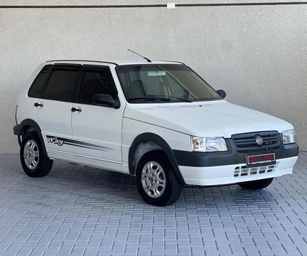 Fiat Uno 2010 Branco — foto 1 de 3