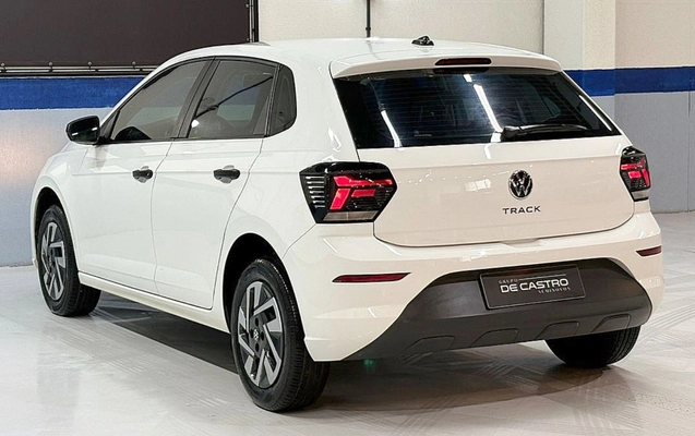 imagem-https://www.socarrao.com.br/sc-vehicle-images-prod/2432371/1783078633295-Vk9MS1NXQUdFTiBQT0xPIFRSQUNLIC0gMjAyNSAtIEJSQU5DTyAtIEZIWDdKMDEgKDQpLmpwZw.jpg