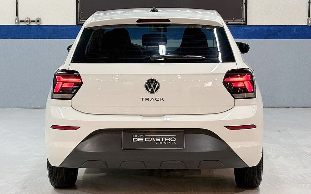 imagem-https://www.socarrao.com.br/sc-vehicle-images-prod/2432371/1783078633371-Vk9MS1NXQUdFTiBQT0xPIFRSQUNLIC0gMjAyNSAtIEJSQU5DTyAtIEZIWDdKMDEgKDUpLmpwZw.jpg