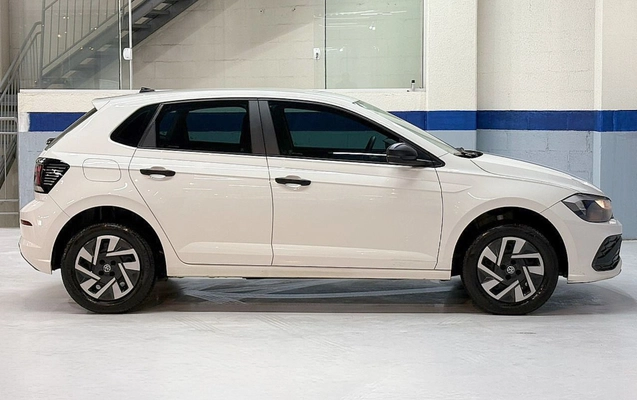 imagem-https://www.socarrao.com.br/sc-vehicle-images-prod/2432371/1783078633650-Vk9MS1NXQUdFTiBQT0xPIFRSQUNLIC0gMjAyNSAtIEJSQU5DTyAtIEZIWDdKMDEgKDcpLmpwZw.jpg
