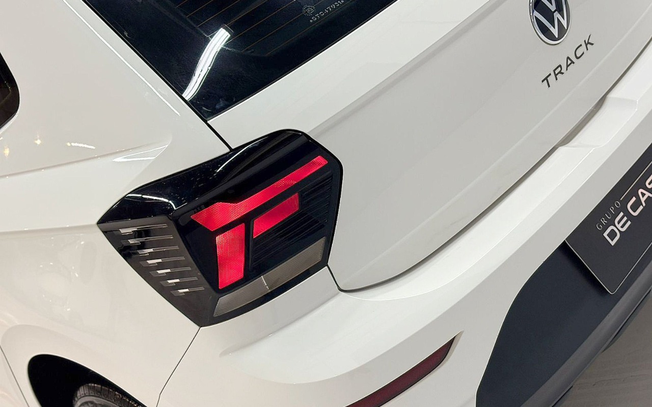 imagem-https://www.socarrao.com.br/sc-vehicle-images-prod/2432371/1783078634051-Vk9MS1NXQUdFTiBQT0xPIFRSQUNLIC0gMjAyNSAtIEJSQU5DTyAtIEZIWDdKMDEgKDEyKS5qcGc.jpg