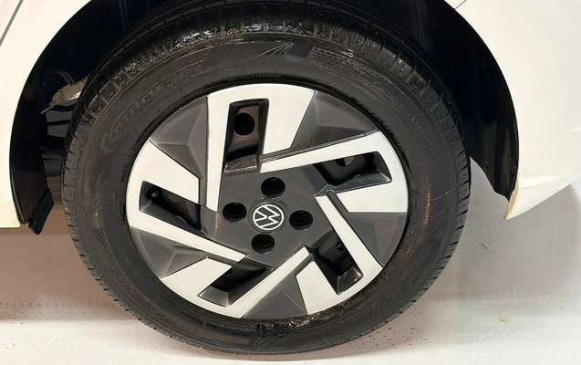 imagem-https://www.socarrao.com.br/sc-vehicle-images-prod/2432371/1783078634309-Vk9MS1NXQUdFTiBQT0xPIFRSQUNLIC0gMjAyNSAtIEJSQU5DTyAtIEZIWDdKMDEgKDEzKS5qcGc.jpg