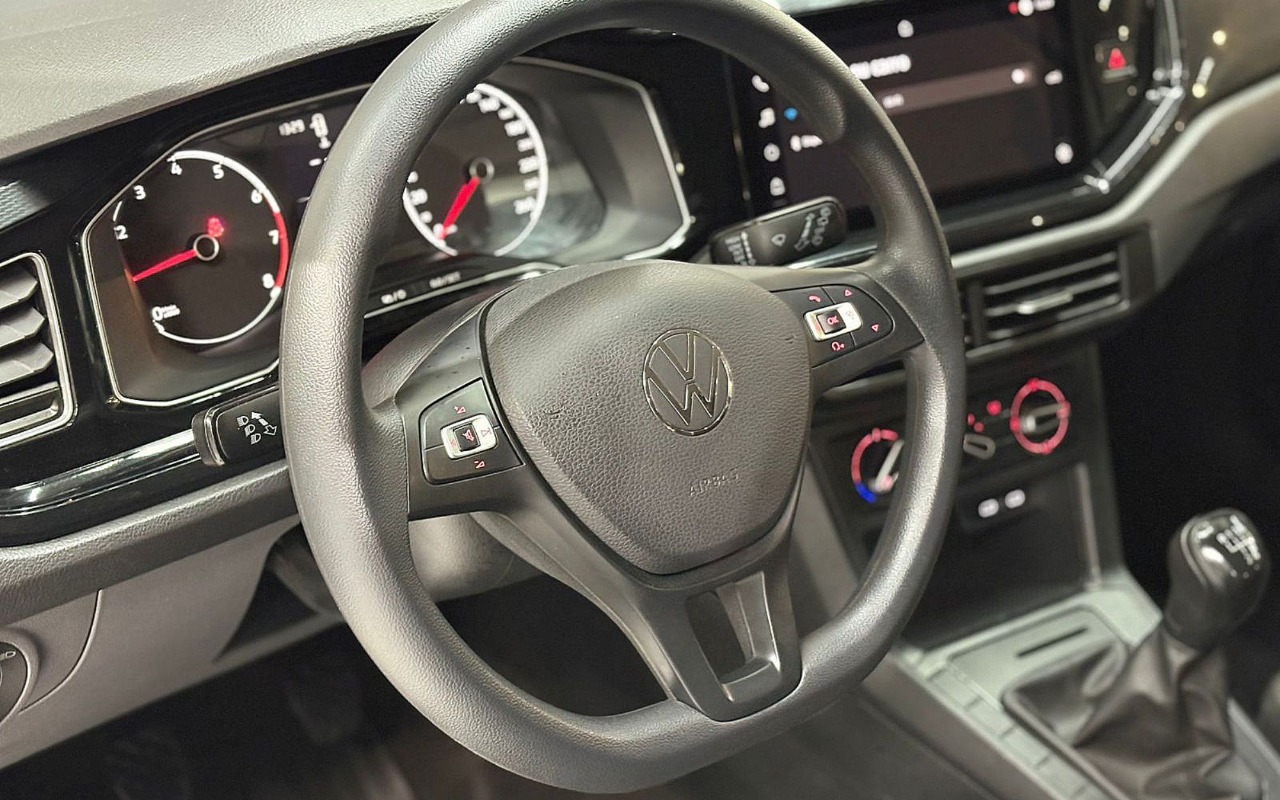 imagem-https://www.socarrao.com.br/sc-vehicle-images-prod/2432371/1783078634734-Vk9MS1NXQUdFTiBQT0xPIFRSQUNLIC0gMjAyNSAtIEJSQU5DTyAtIEZIWDdKMDEgKDE5KS5qcGc.jpg