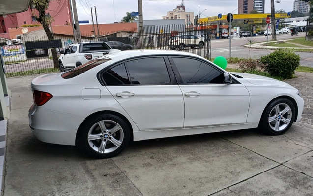 imagem-https://www.socarrao.com.br/sc-vehicle-images-prod/2432382/1783079185799-MTc4MzA3ODU2ODE5MzMyNTY0Njc5NjI0NTE3NTAwODUuanBn.jpg