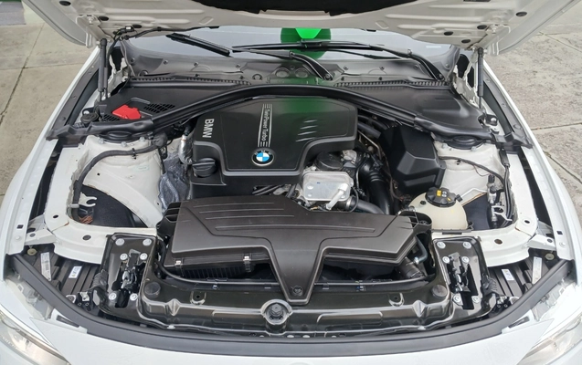 imagem-https://www.socarrao.com.br/sc-vehicle-images-prod/2432382/1783079186792-MTc4MzA3ODc0OTgxMTMwNTAwOTI4MDkxNzE4MTM4MTIuanBn.jpg