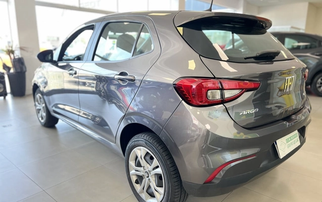 imagem-https://www.socarrao.com.br/sc-vehicle-images-prod/2432540/1791405203812-vehicle_image_1783080998_c995d35a0c79cc1c1ffe218c4c9bd1d2.jpeg