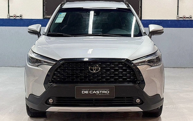 imagem-https://www.socarrao.com.br/sc-vehicle-images-prod/2432656/1783082464234-VE9ZT1RBIENPUk9MTEEgQ1JPU1MgWFJFIC0gMjAyNCAtIFBSQVRBIC0gU0VSM0UzMS5qcGc.jpg