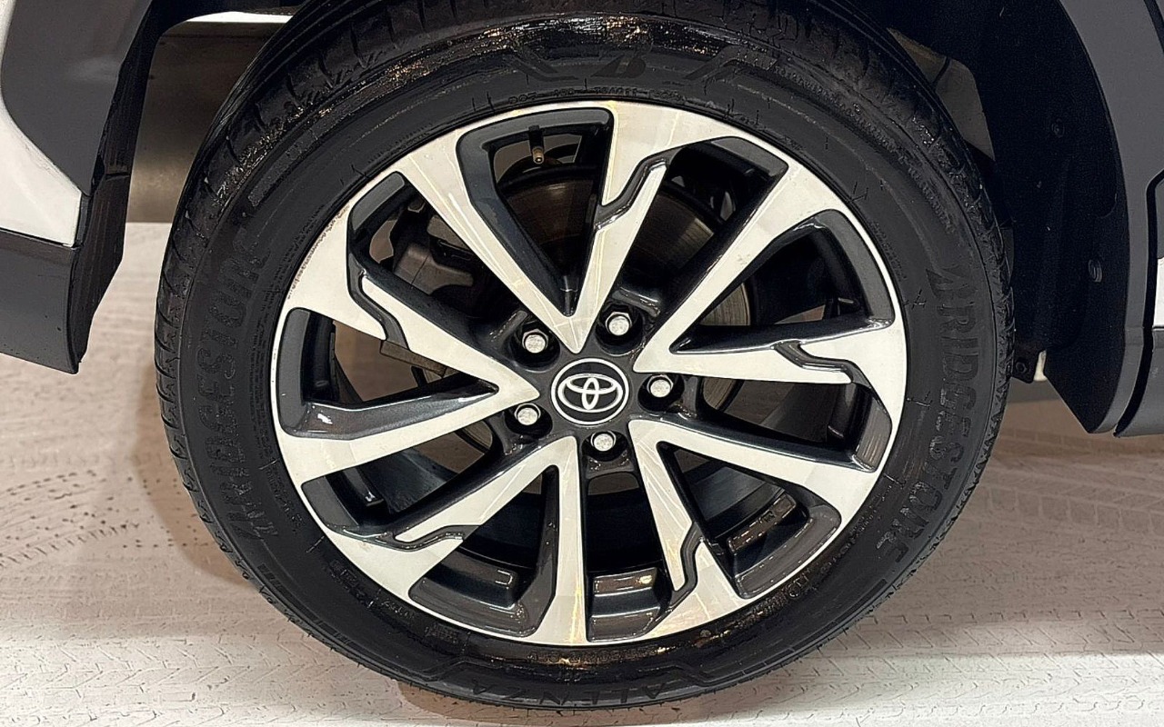 imagem-https://www.socarrao.com.br/sc-vehicle-images-prod/2432656/1783082464802-VE9ZT1RBIENPUk9MTEEgQ1JPU1MgWFJFIC0gMjAyNCAtIFBSQVRBIC0gU0VSM0UzMSAoMTEpLmpwZw.jpg