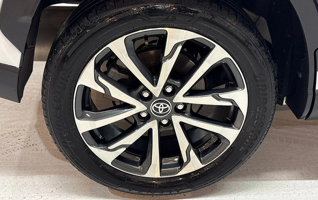 imagem-https://www.socarrao.com.br/sc-vehicle-images-prod/2432656/1783082464802-VE9ZT1RBIENPUk9MTEEgQ1JPU1MgWFJFIC0gMjAyNCAtIFBSQVRBIC0gU0VSM0UzMSAoMTEpLmpwZw.jpg