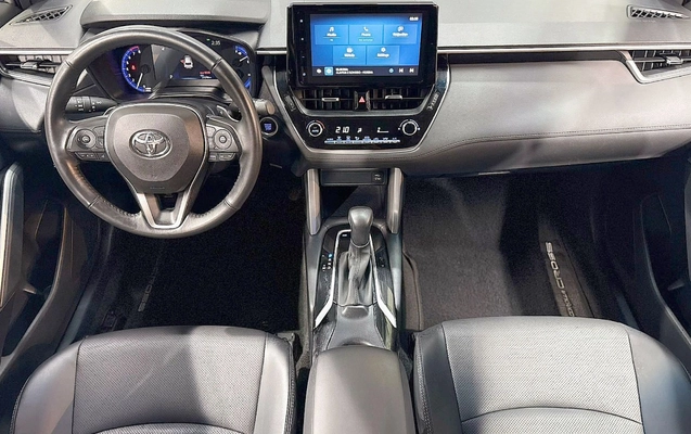 imagem-https://www.socarrao.com.br/sc-vehicle-images-prod/2432656/1783082464925-VE9ZT1RBIENPUk9MTEEgQ1JPU1MgWFJFIC0gMjAyNCAtIFBSQVRBIC0gU0VSM0UzMSAoMTMpLmpwZw.jpg