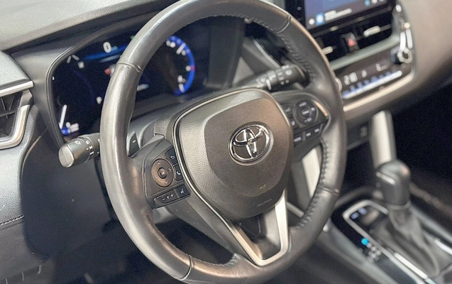 imagem-https://www.socarrao.com.br/sc-vehicle-images-prod/2432656/1783082465159-VE9ZT1RBIENPUk9MTEEgQ1JPU1MgWFJFIC0gMjAyNCAtIFBSQVRBIC0gU0VSM0UzMSAoMTYpLmpwZw.jpg