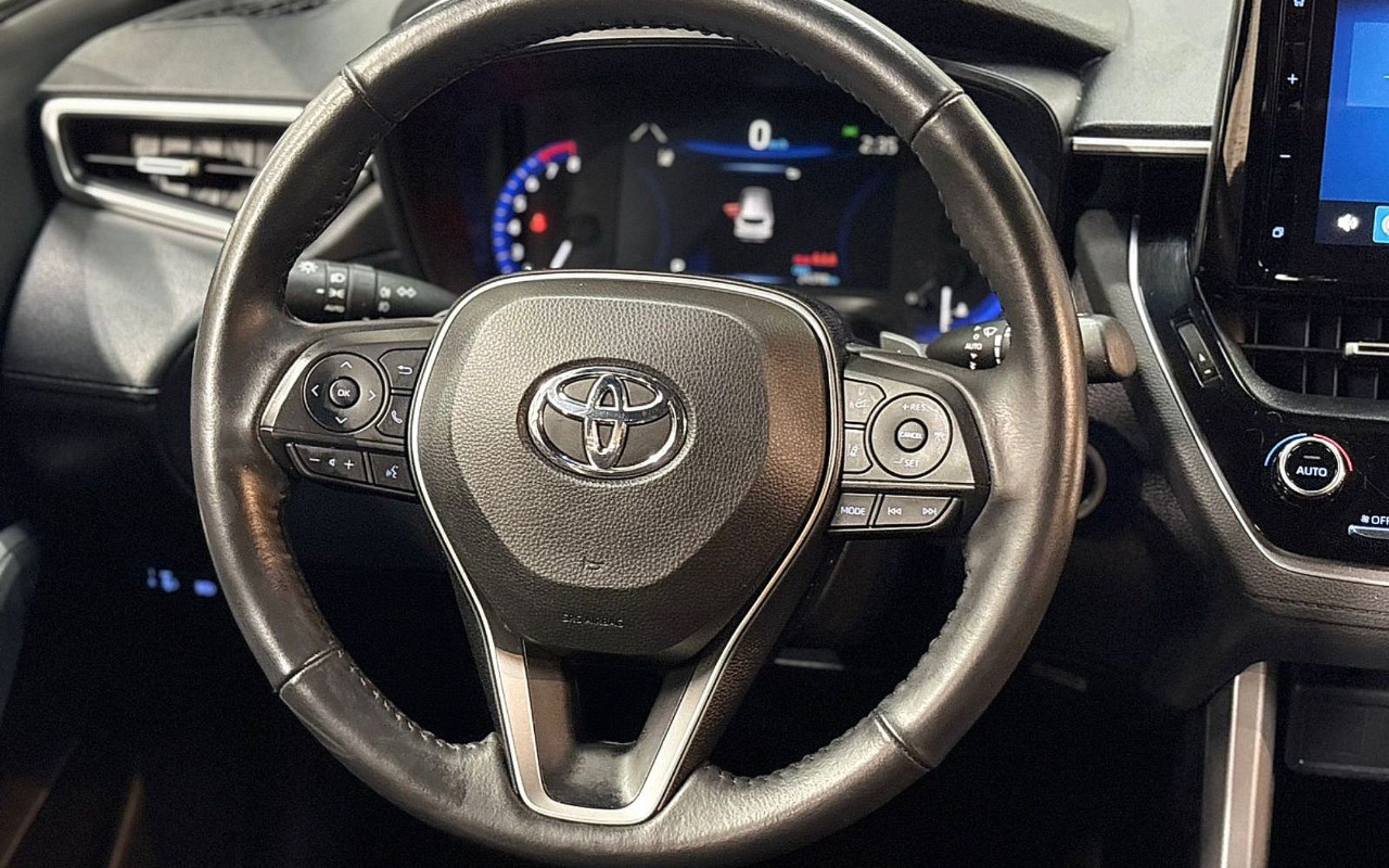 imagem-https://www.socarrao.com.br/sc-vehicle-images-prod/2432656/1783082465240-VE9ZT1RBIENPUk9MTEEgQ1JPU1MgWFJFIC0gMjAyNCAtIFBSQVRBIC0gU0VSM0UzMSAoMTUpLmpwZw.jpg