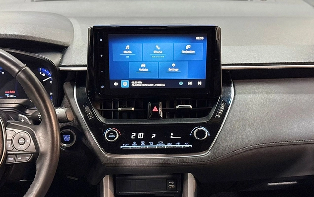 imagem-https://www.socarrao.com.br/sc-vehicle-images-prod/2432656/1783082465442-VE9ZT1RBIENPUk9MTEEgQ1JPU1MgWFJFIC0gMjAyNCAtIFBSQVRBIC0gU0VSM0UzMSAoMTgpLmpwZw.jpg