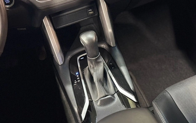 imagem-https://www.socarrao.com.br/sc-vehicle-images-prod/2432656/1783082465542-VE9ZT1RBIENPUk9MTEEgQ1JPU1MgWFJFIC0gMjAyNCAtIFBSQVRBIC0gU0VSM0UzMSAoMTcpLmpwZw.jpg