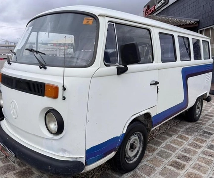 Volkswagen Kombi 1993 Branco — foto 1 de 3