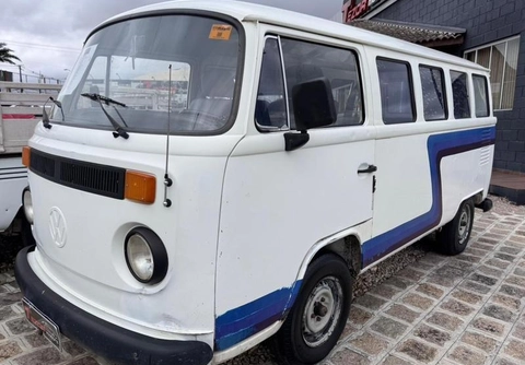 Volkswagen Kombi 1993 Branco — foto 1 de 3