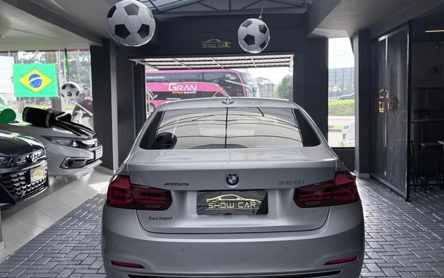 imagem-https://www.socarrao.com.br/sc-vehicle-images-prod/2432725/1788963143956-7773710_11_B_792ebd94f9.jpeg