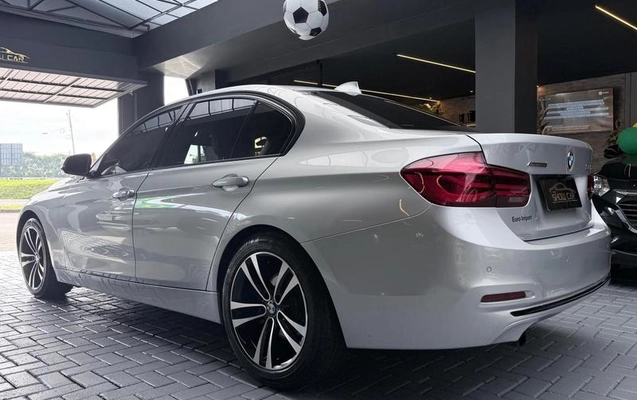 imagem-https://www.socarrao.com.br/sc-vehicle-images-prod/2432725/1788963143959-7773710_10_B_9026098319.jpeg