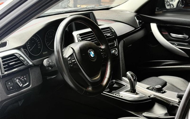 imagem-https://www.socarrao.com.br/sc-vehicle-images-prod/2432725/1788963143971-7773710_7_B_80f2373d74.jpeg