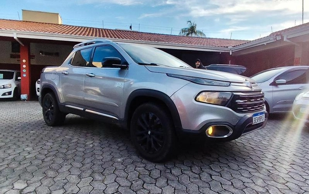 imagem-https://www.socarrao.com.br/sc-vehicle-images-prod/2432802/1786567268897-8244816_3_B_d5b602e494.jpeg