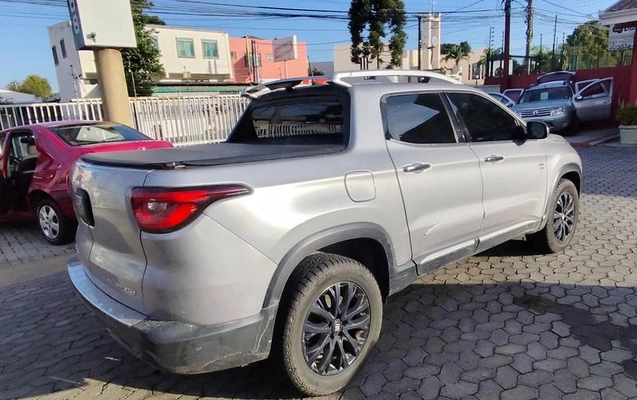 imagem-https://www.socarrao.com.br/sc-vehicle-images-prod/2432802/1786567268910-8244816_12_B_d85e1ae663.jpeg