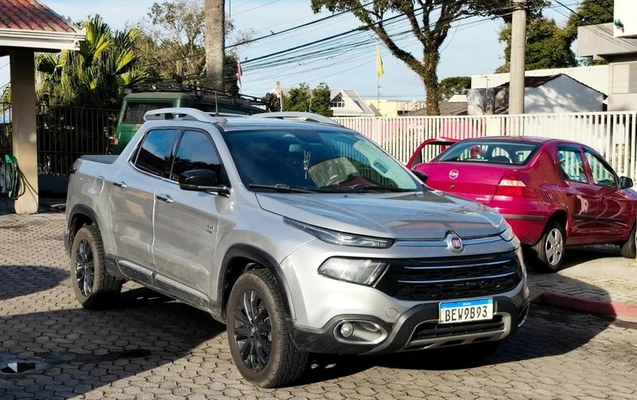imagem-https://www.socarrao.com.br/sc-vehicle-images-prod/2432802/1786567268912-8244816_14_B_3775838a58.jpeg