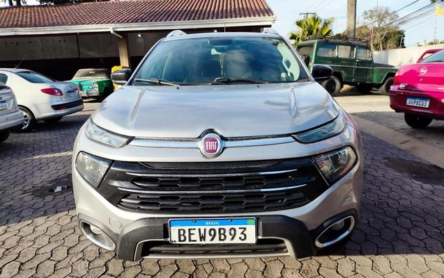 imagem-https://www.socarrao.com.br/sc-vehicle-images-prod/2432802/1786567268915-8244816_16_B_28a057dc0d.jpeg