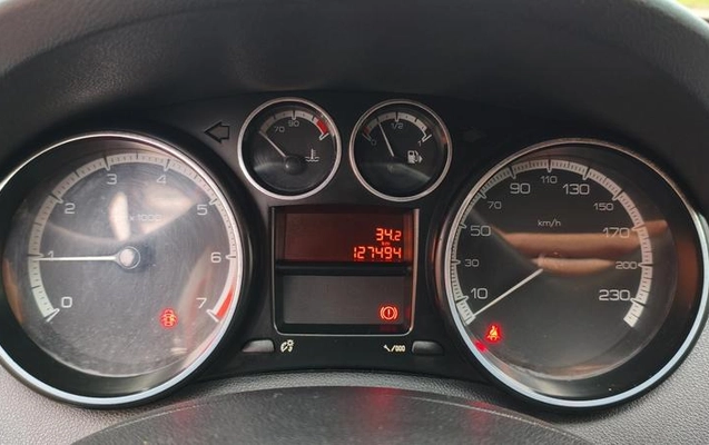 imagem-https://www.socarrao.com.br/sc-vehicle-images-prod/2432811/1786385657701-8189087_17_B_cc7b454898.jpeg