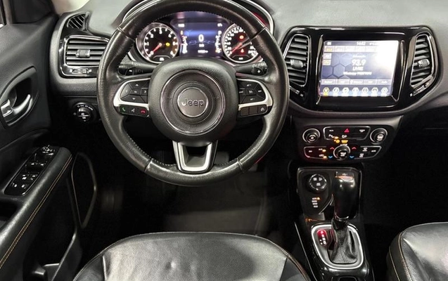 imagem-https://www.socarrao.com.br/sc-vehicle-images-prod/2432814/1783615593004-8030085_5_B_c2a39a4963.jpeg