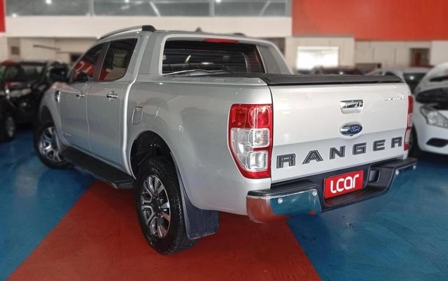 imagem-https://www.socarrao.com.br/sc-vehicle-images-prod/2433145/1783085946309-8245130_3_B_7af5060571.jpeg