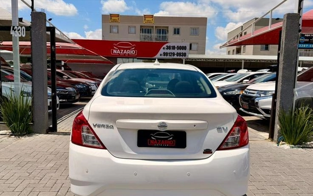 imagem-https://www.socarrao.com.br/sc-vehicle-images-prod/2433458/1786136794992-7495747_4_B_d1c99e07ab.jpeg