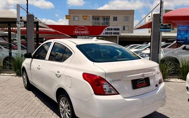 imagem-https://www.socarrao.com.br/sc-vehicle-images-prod/2433458/1786136794994-7495747_8_B_85999e5b47.jpeg