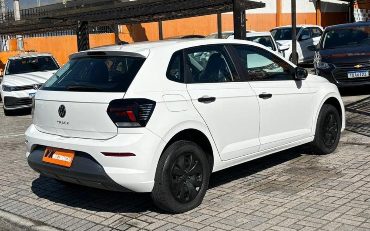 imagem-https://www.socarrao.com.br/sc-vehicle-images-prod/2433524/1783087074819-ODI0MTg5MF8xM19CX2I1ZTZmOGIwYzcuanBlZw.jpeg
