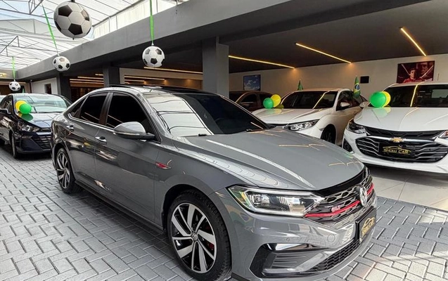imagem-https://www.socarrao.com.br/sc-vehicle-images-prod/2433685/1789045823327-8234123_16_B_bf6b21e51d.jpeg