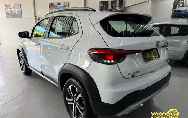 imagem-https://www.socarrao.com.br/sc-vehicle-images-prod/2433775/1789581072589-gb-a0373e9.jpg