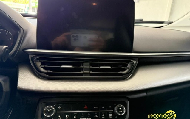 imagem-https://www.socarrao.com.br/sc-vehicle-images-prod/2433775/1789581072595-gb-582502d.jpg