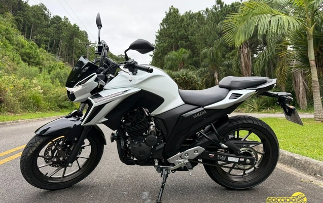 imagem-https://www.socarrao.com.br/sc-vehicle-images-prod/2433846/1789590308406-gb-29d5890.jpeg