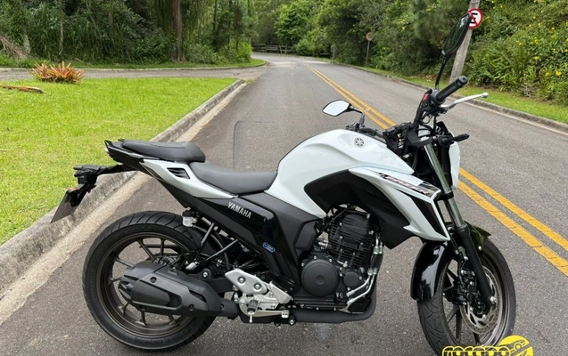 imagem-https://www.socarrao.com.br/sc-vehicle-images-prod/2433846/1789590308413-gb-230ad84.jpeg