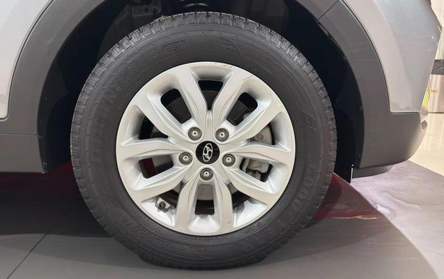 imagem-https://www.socarrao.com.br/sc-vehicle-images-prod/2433860/1783087977542-8245383_6_B_78349bbad8.jpeg