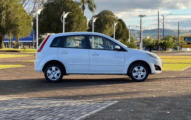 imagem-https://www.socarrao.com.br/sc-vehicle-images-prod/2433906/1783088148274-433010f8574443d1a45aa9189a558214_1783088039612.jpg
