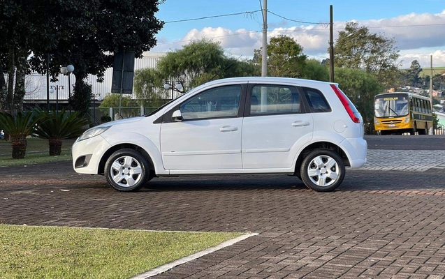 imagem-https://www.socarrao.com.br/sc-vehicle-images-prod/2433906/1783088148277-b3efc354a5e14d53a5938c2190014dd2_1783088039634.jpg